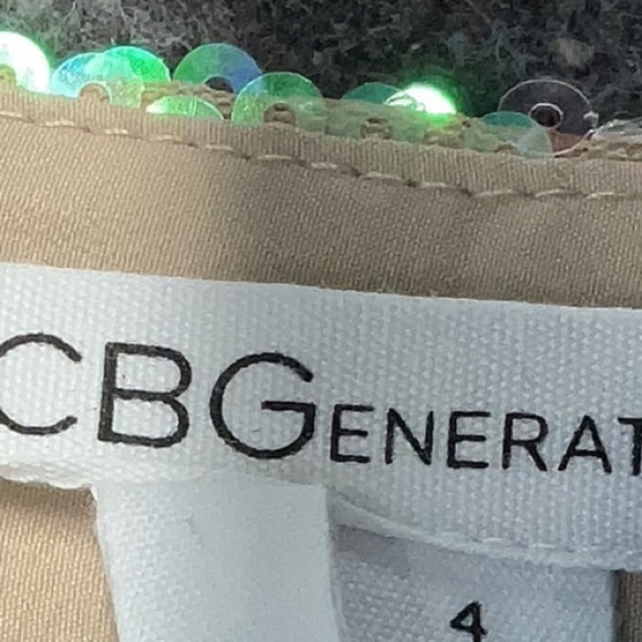 BCBGGeneration Rose Gold Nude Sequin Mini Skirt Women’s Size 4 Small S NWT - Picture 5 of 7